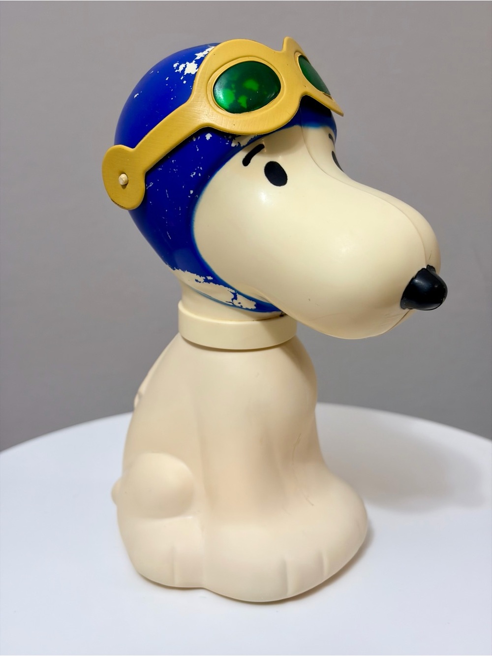 Vintage 1969 Avon Plastic Bubble Bath Bottle with Snoopy as the "Flying Ace